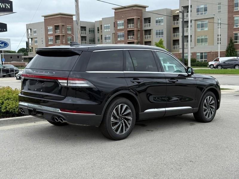 new 2025 Lincoln Aviator car, priced at $60,504