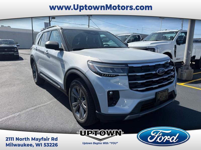 new 2025 Ford Explorer car, priced at $47,398