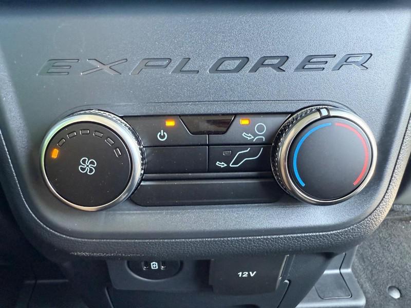 new 2025 Ford Explorer car, priced at $47,398