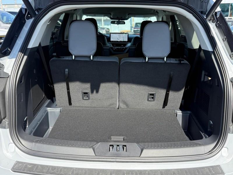 new 2025 Ford Explorer car, priced at $47,398