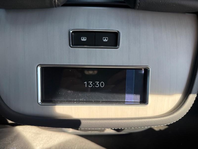 new 2025 Lincoln Navigator car, priced at $106,025