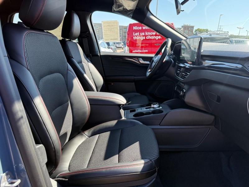 new 2025 Ford Escape car, priced at $35,740
