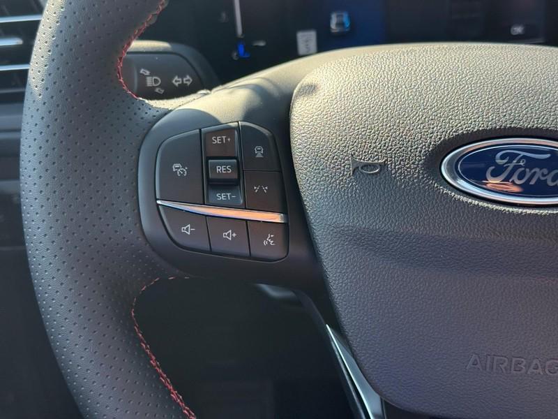 new 2025 Ford Escape car, priced at $35,740