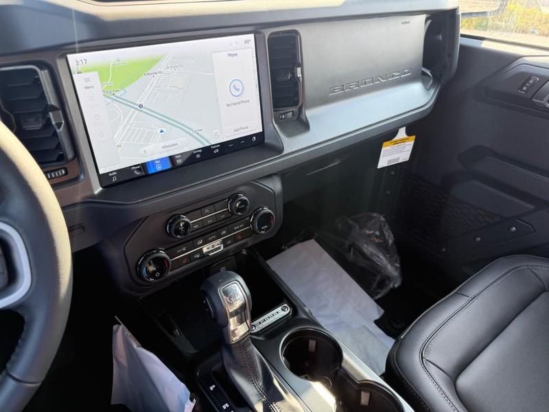 new 2025 Ford Bronco car, priced at $47,470
