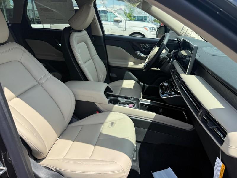 new 2025 Lincoln Corsair car, priced at $38,521