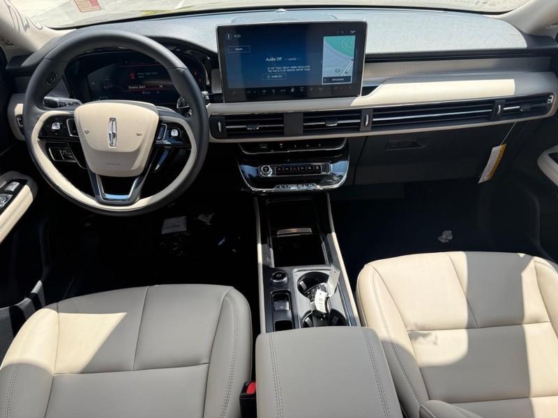 new 2025 Lincoln Corsair car, priced at $38,521