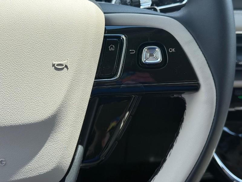 new 2025 Lincoln Corsair car, priced at $38,521