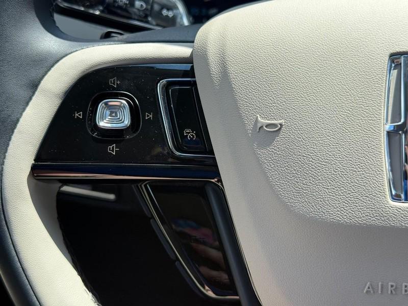 new 2025 Lincoln Corsair car, priced at $38,521