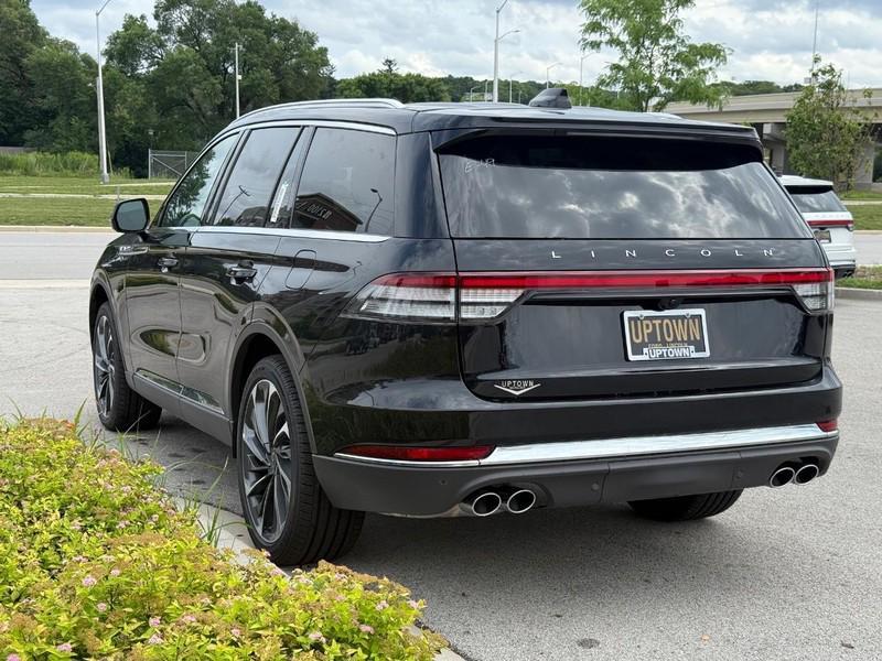 new 2025 Lincoln Aviator car, priced at $68,918