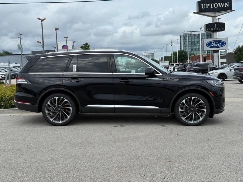 new 2025 Lincoln Aviator car, priced at $68,918