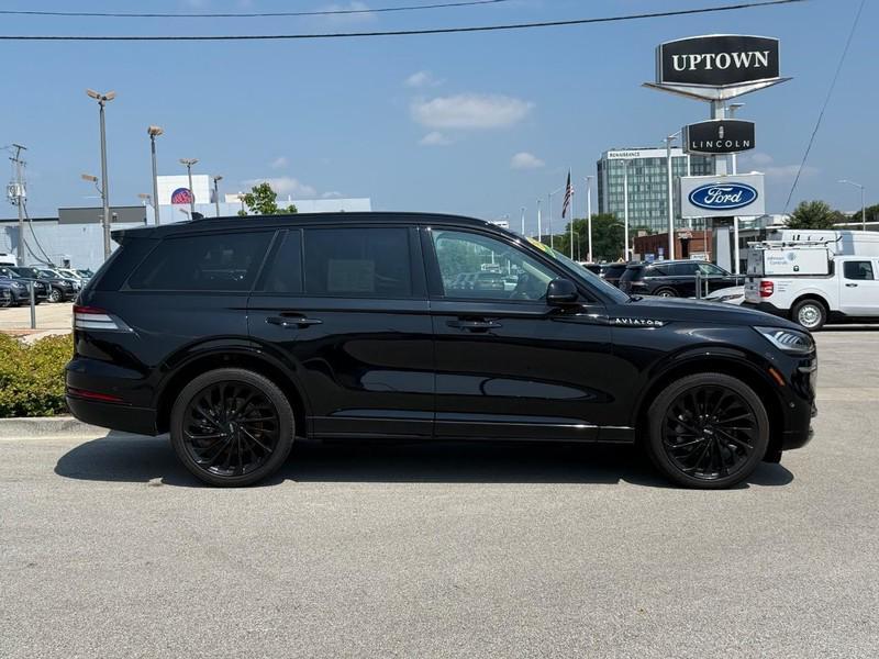used 2023 Lincoln Aviator car, priced at $47,995