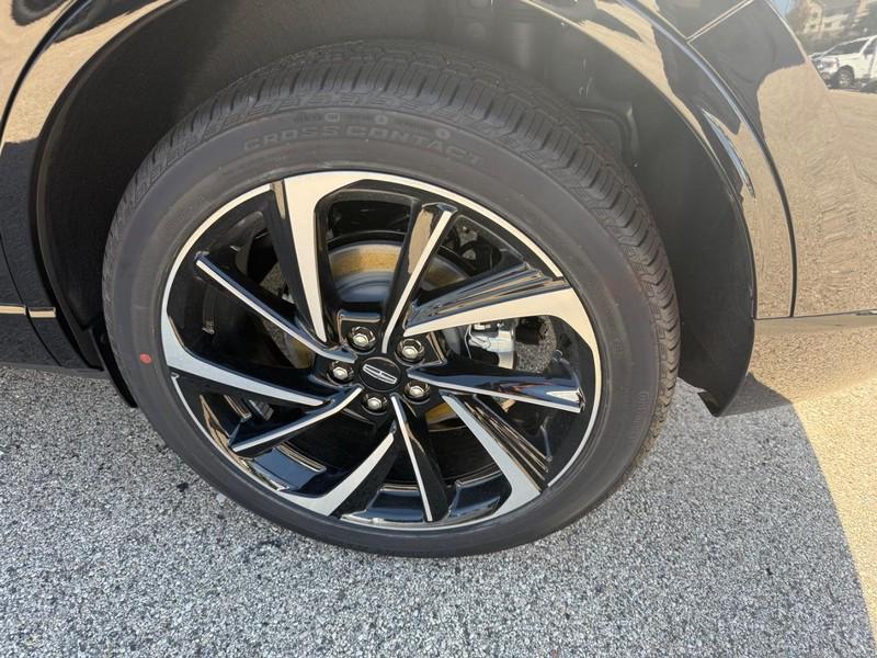 new 2025 Lincoln Corsair car, priced at $54,979