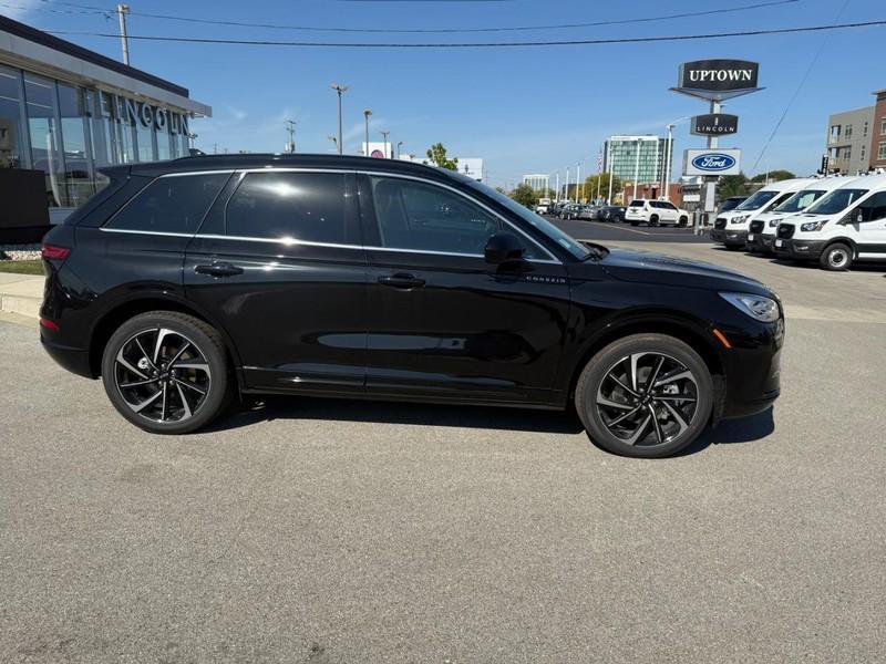 new 2025 Lincoln Corsair car, priced at $54,979