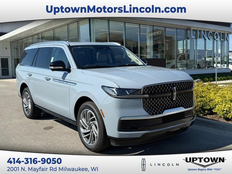 new 2025 Lincoln Navigator car, priced at $101,940