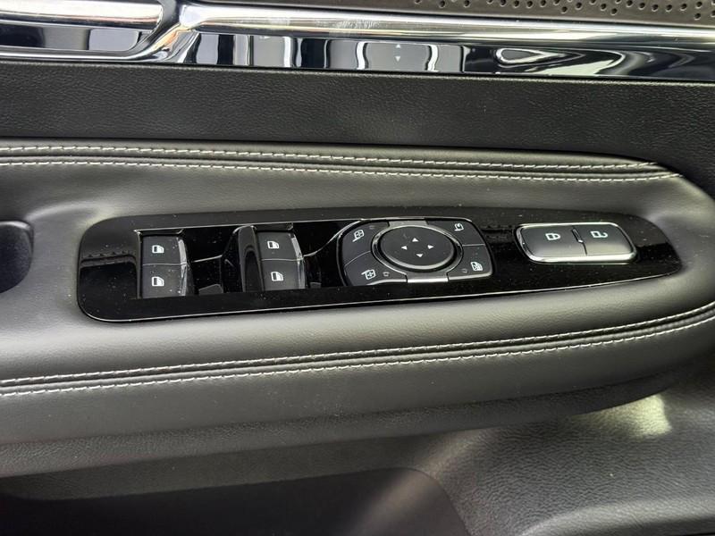 new 2025 Lincoln Corsair car, priced at $48,183