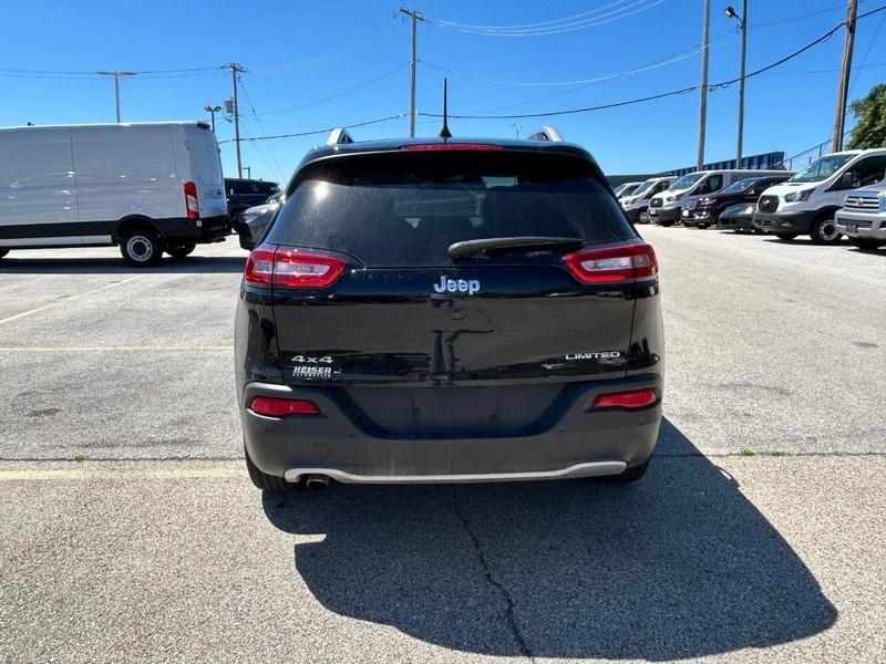 used 2018 Jeep Cherokee car, priced at $20,995