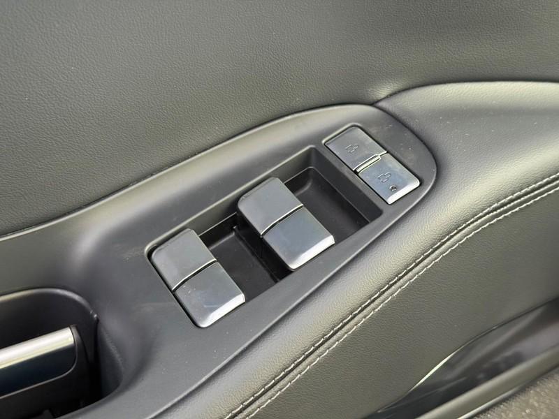 new 2025 Lincoln Navigator car, priced at $110,185