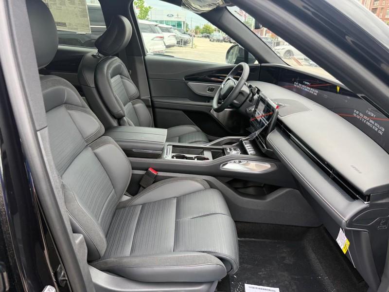 new 2025 Lincoln Nautilus car, priced at $72,221
