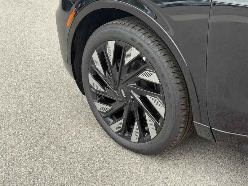 new 2025 Lincoln Nautilus car, priced at $72,221