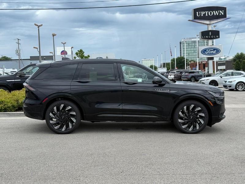 new 2025 Lincoln Nautilus car, priced at $72,221