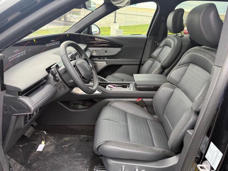 new 2025 Lincoln Nautilus car, priced at $72,221