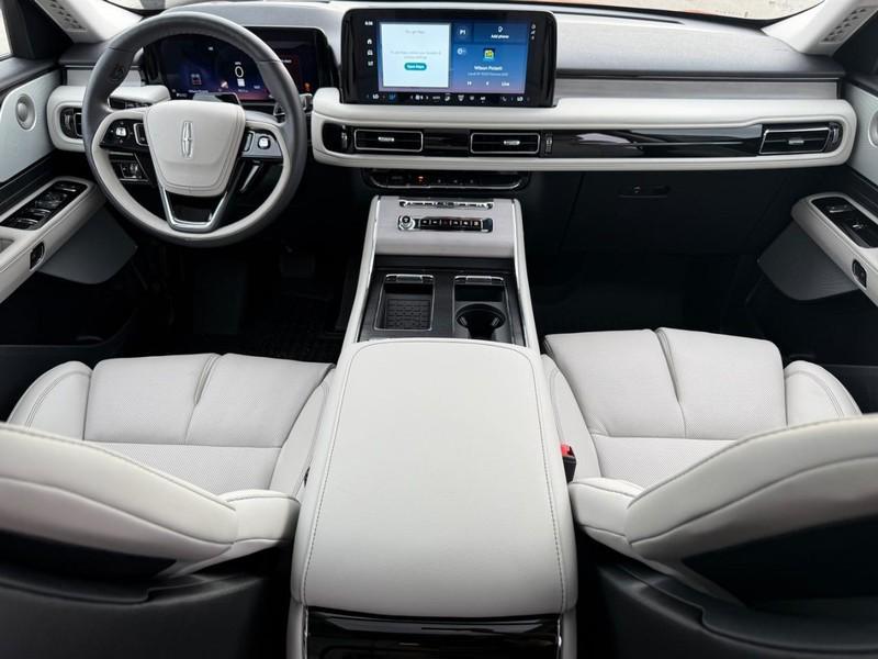 new 2025 Lincoln Aviator car, priced at $87,800