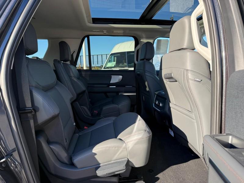 new 2025 Ford Expedition Max car, priced at $76,330