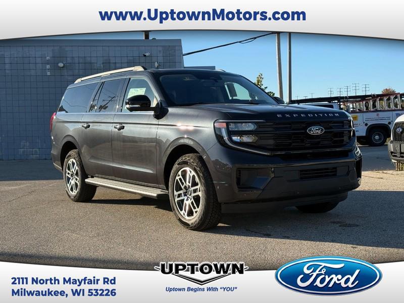 new 2025 Ford Expedition Max car, priced at $76,330