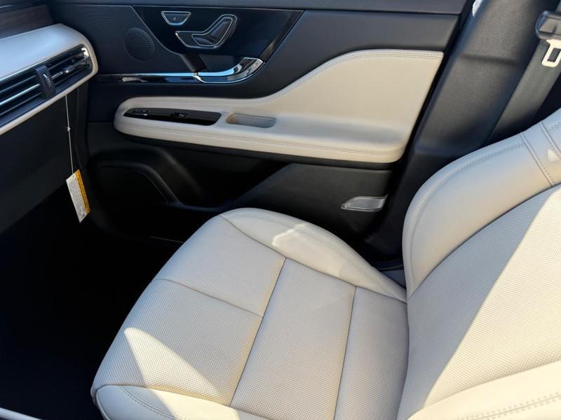 new 2025 Lincoln Corsair car, priced at $56,602