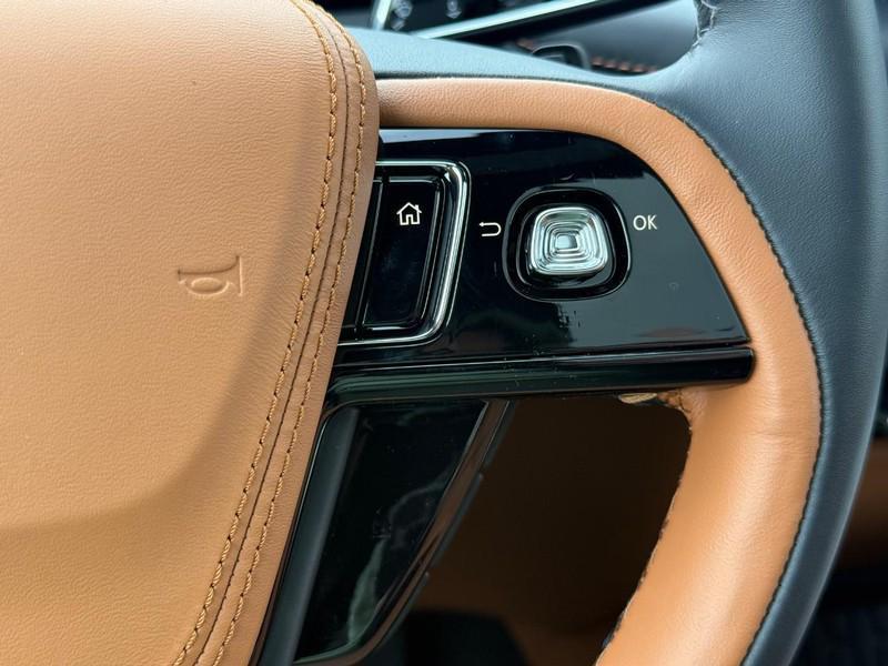 new 2025 Lincoln Aviator car, priced at $92,125