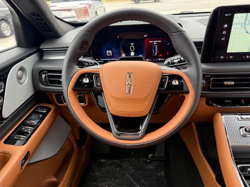 new 2025 Lincoln Aviator car, priced at $92,125
