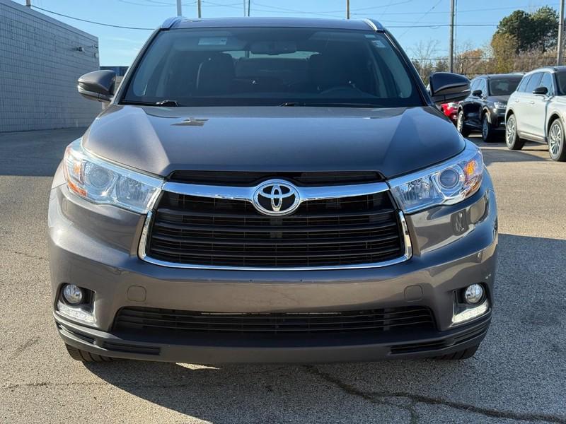 used 2016 Toyota Highlander car, priced at $19,995