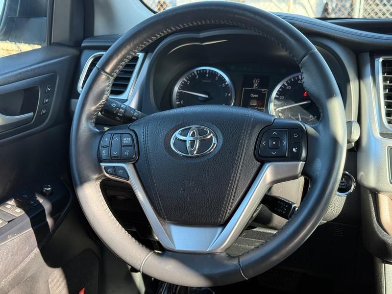 used 2016 Toyota Highlander car, priced at $19,995