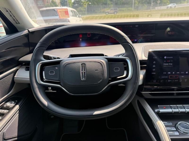new 2025 Lincoln Nautilus car, priced at $53,986