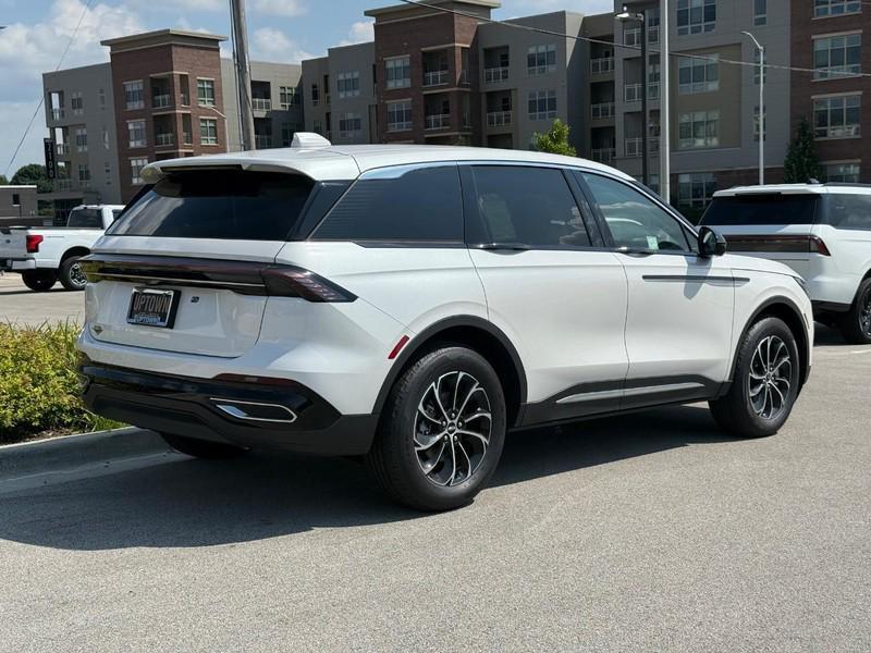 new 2025 Lincoln Nautilus car, priced at $53,986