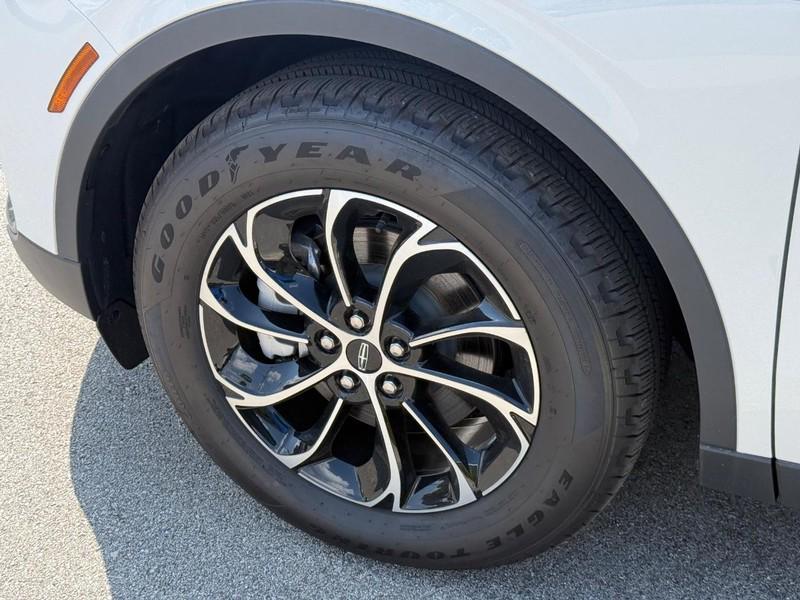 new 2025 Lincoln Nautilus car, priced at $53,986