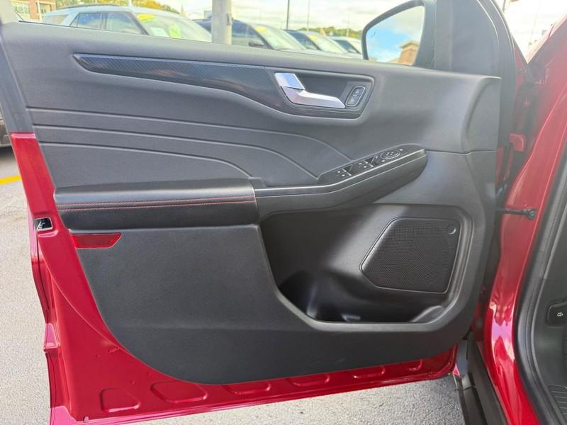 used 2023 Ford Escape car, priced at $27,995