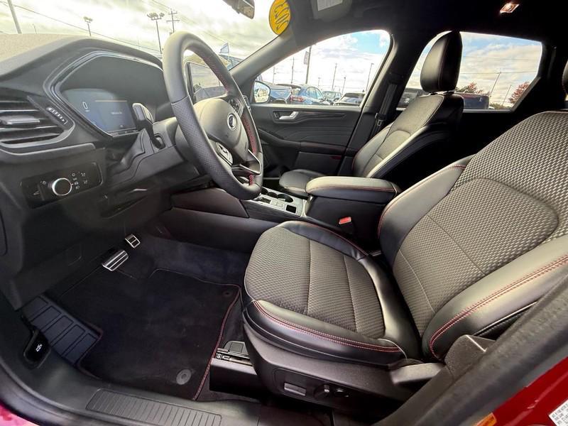 used 2023 Ford Escape car, priced at $27,995