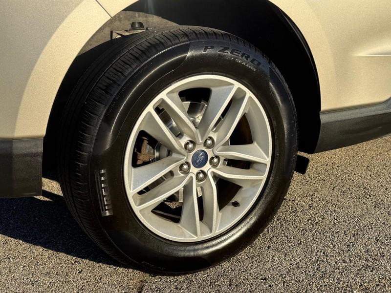 used 2018 Ford Edge car, priced at $15,995