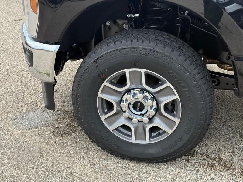 new 2025 Ford F-350 car, priced at $56,771