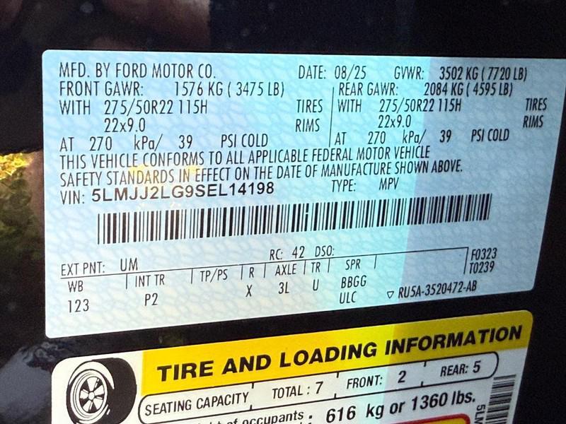 new 2025 Lincoln Navigator car, priced at $105,440