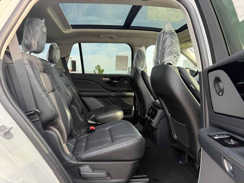 new 2025 Lincoln Aviator car, priced at $71,966