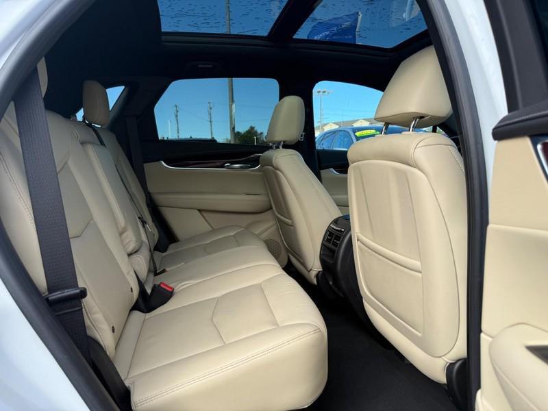 used 2017 Cadillac XT5 car, priced at $20,995