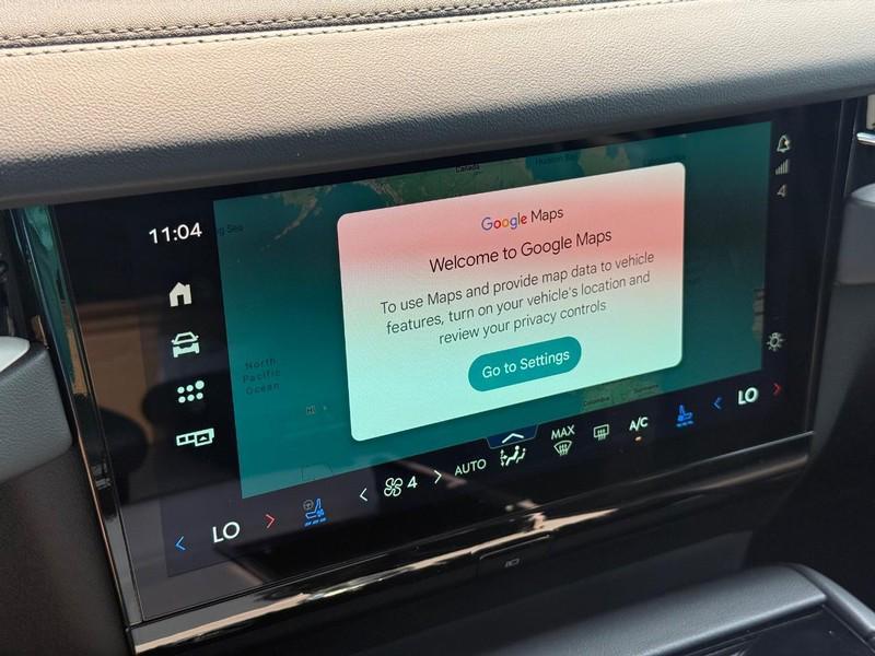 new 2025 Lincoln Navigator car, priced at $104,690
