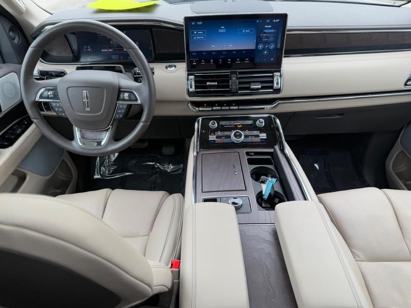 used 2023 Lincoln Navigator car, priced at $71,995