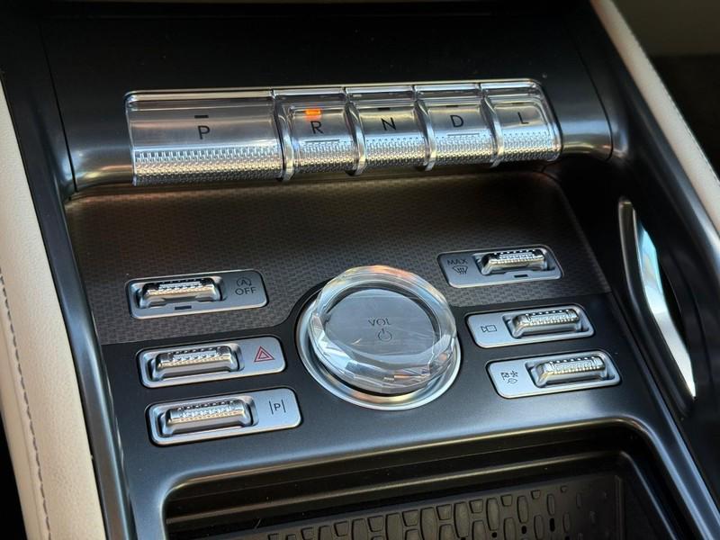 new 2025 Lincoln Nautilus car, priced at $57,907
