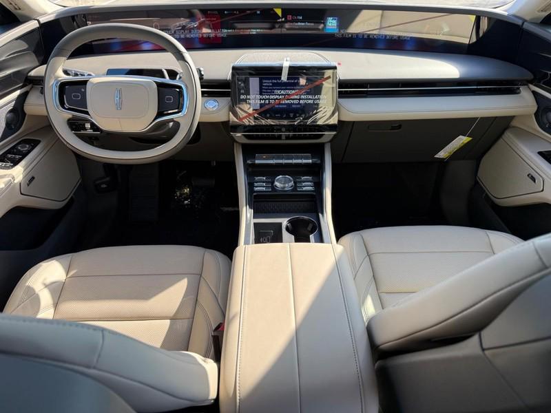 new 2025 Lincoln Nautilus car, priced at $57,907