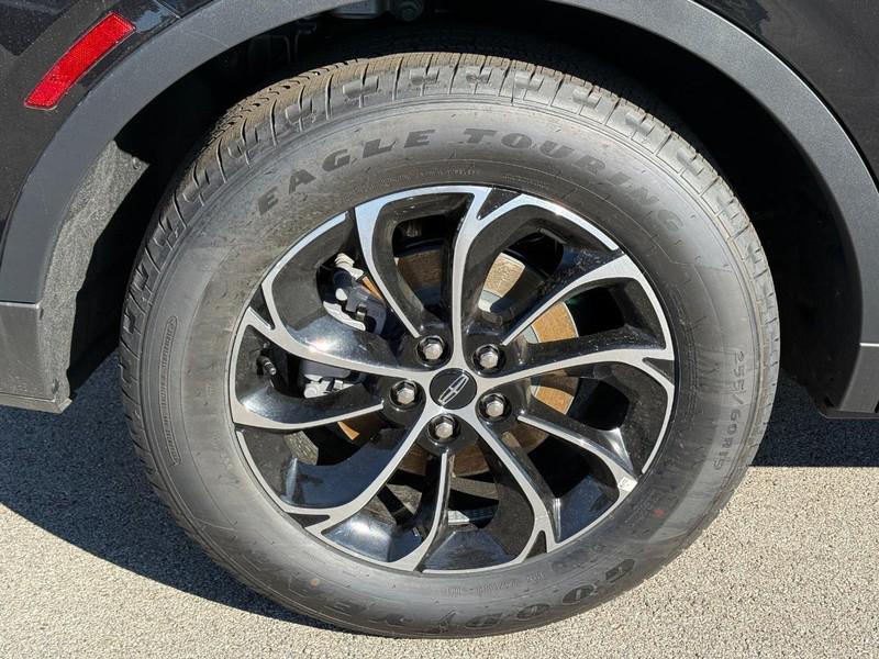 new 2025 Lincoln Nautilus car, priced at $57,907
