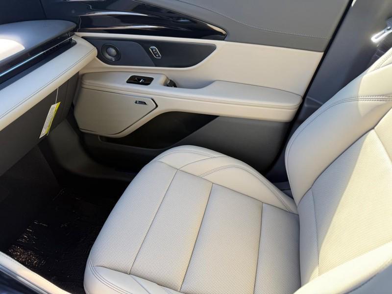 new 2025 Lincoln Nautilus car, priced at $57,907
