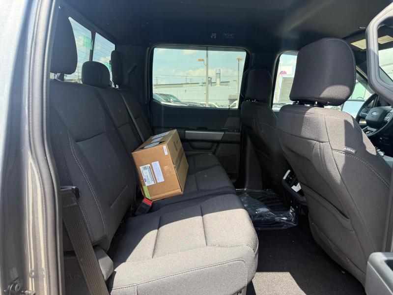 new 2025 Ford F-150 car, priced at $59,002